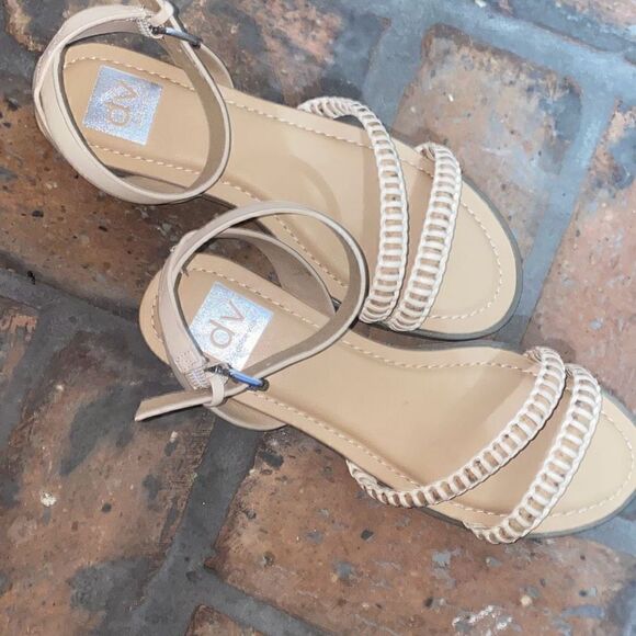 DV Dolce Vita Fulton flat wedge sandals size 8 tan leather - Picture 9 of 10